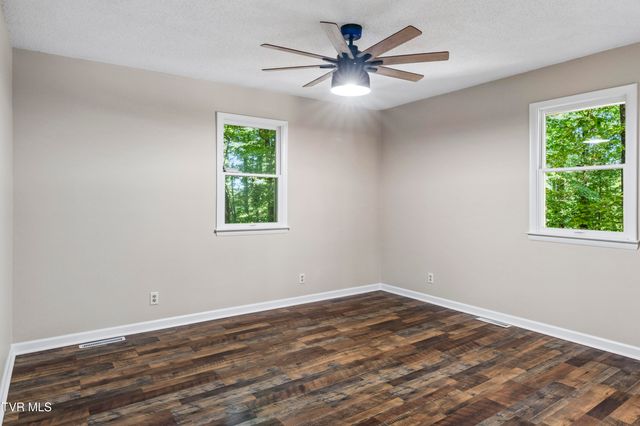 107 Jason Lane, Jonesborough, TN 37659