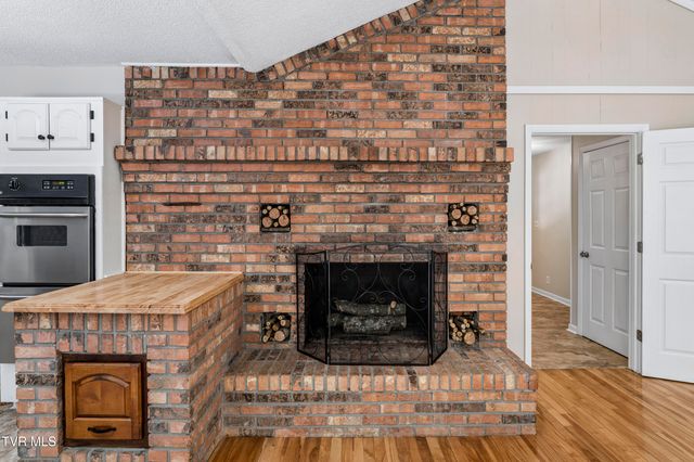 107 Jason Lane, Jonesborough, TN 37659