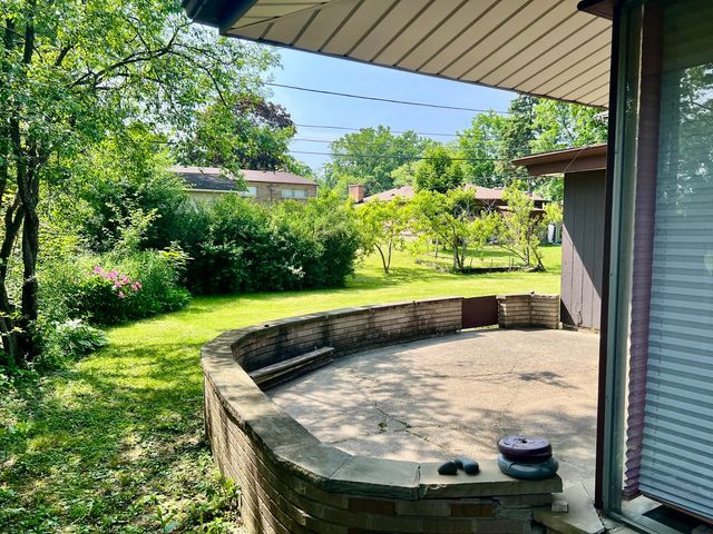 336 Flossmoor Avenue, Waukegan, IL 60085