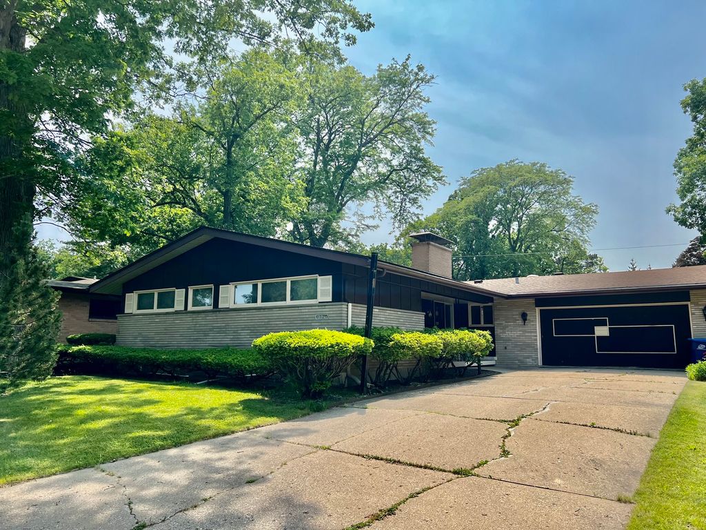 336 Flossmoor Avenue, Waukegan, IL 60085