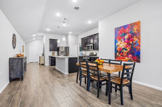 14061 Earlham Street, Pilot Point, TX 76258