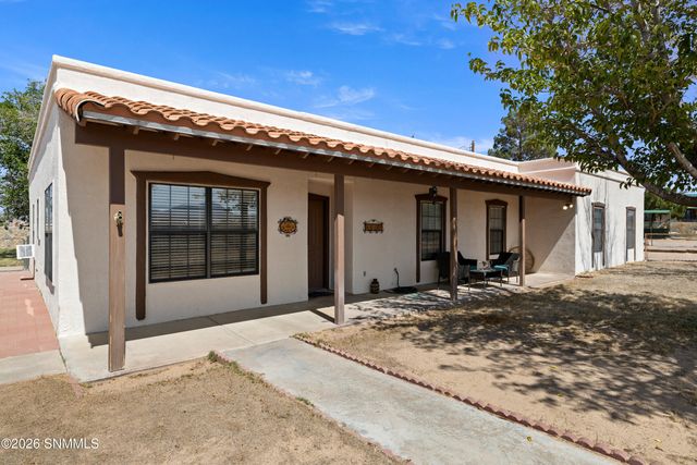 11982 Robledo Vista Road, Las Cruces, NM 88007