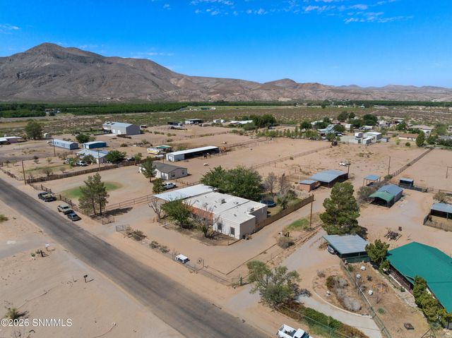 11982 Robledo Vista Road, Las Cruces, NM 88007