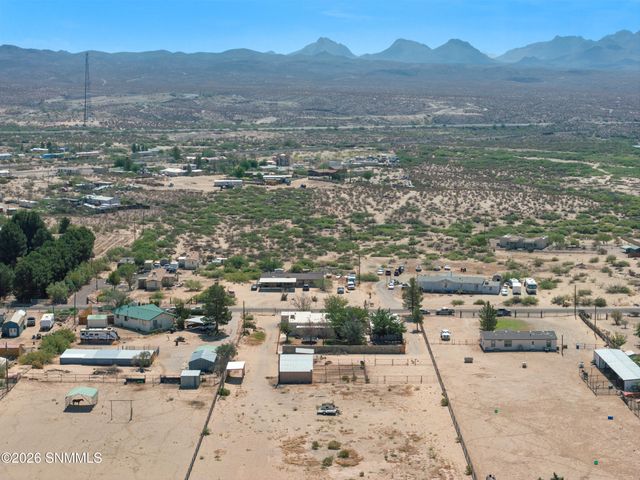 11982 Robledo Vista Road, Las Cruces, NM 88007