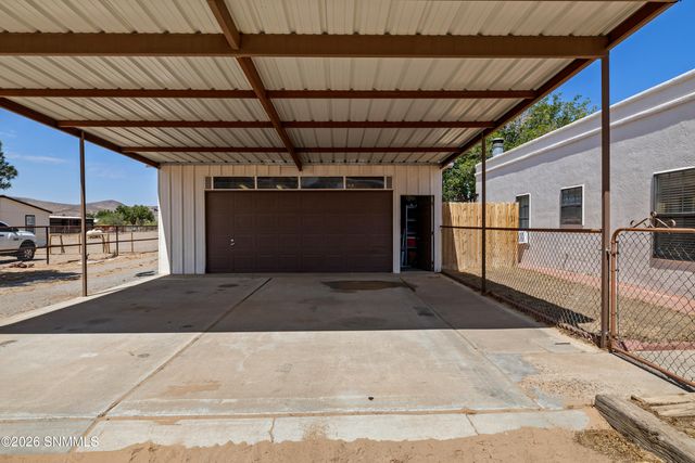 11982 Robledo Vista Road, Las Cruces, NM 88007