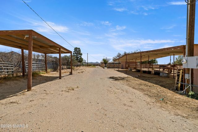 11982 Robledo Vista Road, Las Cruces, NM 88007