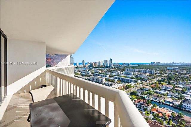 1000 W Island Blvd 3002, Aventura, FL 33160