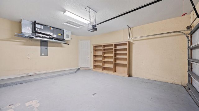 8887 VIA PRESTIGIO W, Wellington, FL 33411