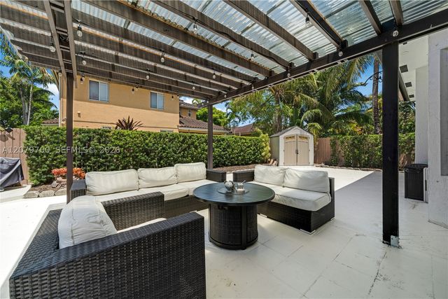 15338 SW 141st Ct, Miami, FL 33177