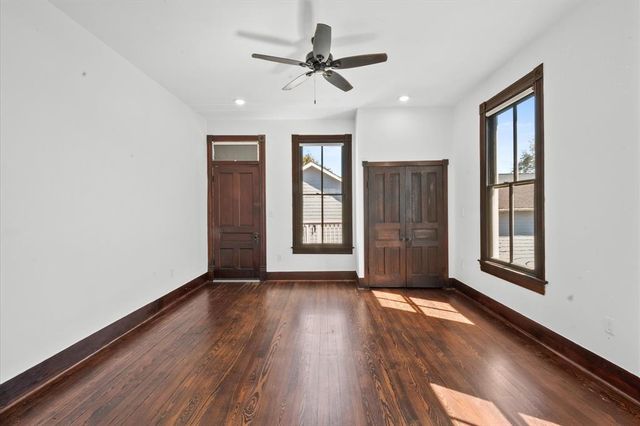 902 9th Street, Galveston, TX 77550