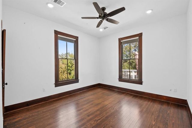 902 9th Street, Galveston, TX 77550