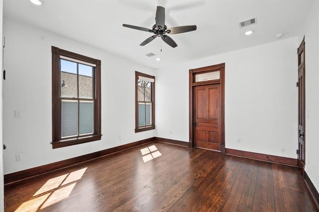 902 9th Street, Galveston, TX 77550