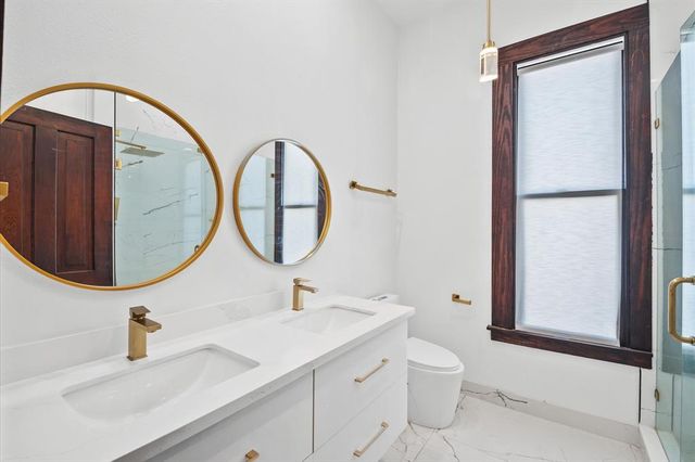902 9th Street, Galveston, TX 77550