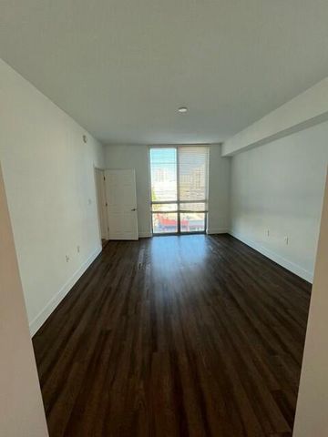 140 S Dixie Highway 525, Hollywood, FL 33020