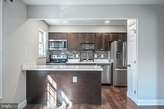 6039 LIBERTY BELL CT, Burke, VA 22015