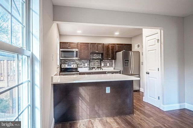 6039 LIBERTY BELL CT, Burke, VA 22015
