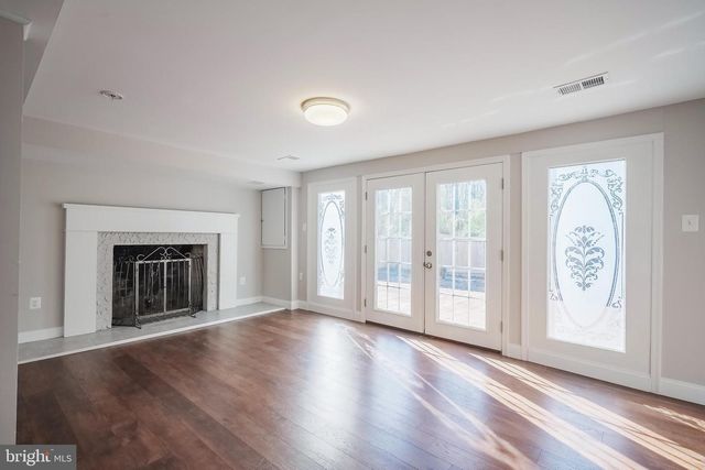 6039 LIBERTY BELL CT, Burke, VA 22015