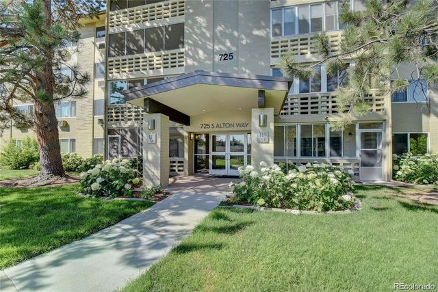 725 S Alton Way 7A, Denver, CO 80247