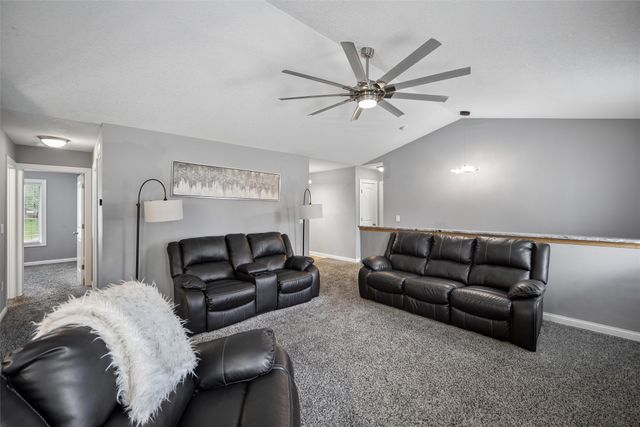 640 SE Cardinal Lane, Waukee, IA 50263