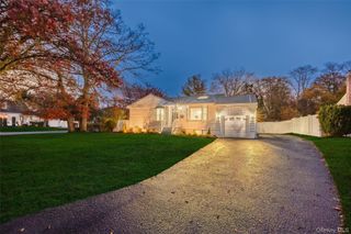 187 Audwin Drive, Islip Terrace, NY 11752