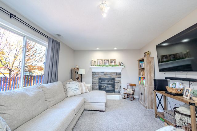 2522 SW 32nd Street, Ankeny, IA 50023