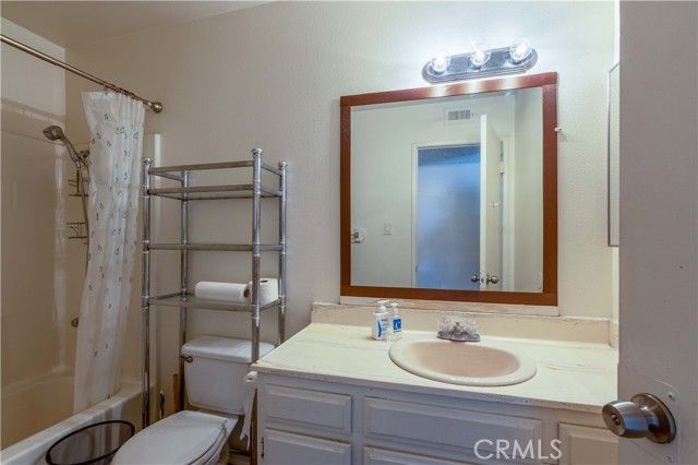 44800 Denmore Avenue, Lancaster, CA 93535