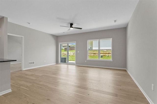 7808 NW 122nd Street, Kansas City, MO 64163