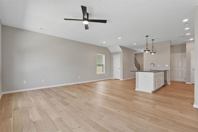 7808 NW 122nd Street, Kansas City, MO 64163