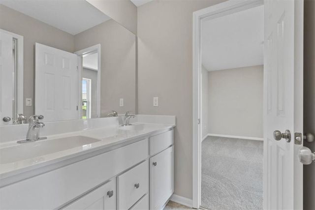 7808 NW 122nd Street, Kansas City, MO 64163