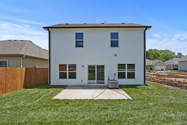 7808 NW 122nd Street, Kansas City, MO 64163