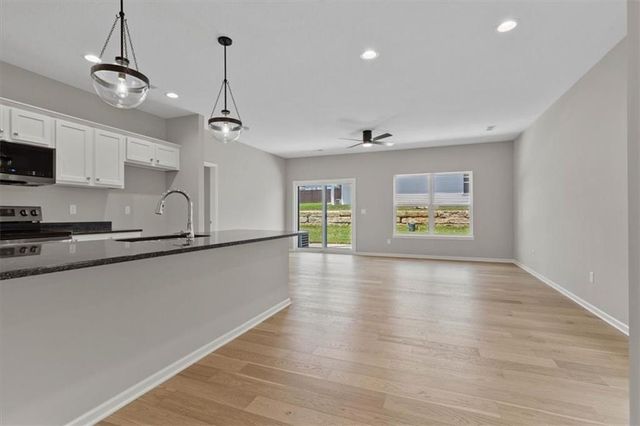 7808 NW 122nd Street, Kansas City, MO 64163