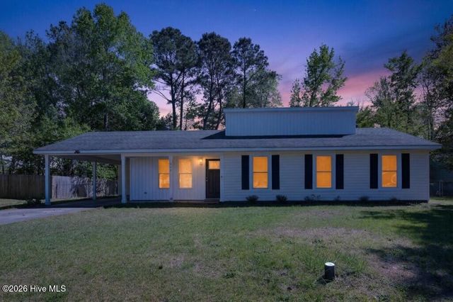 106 Keith Drive, Havelock, NC 28532