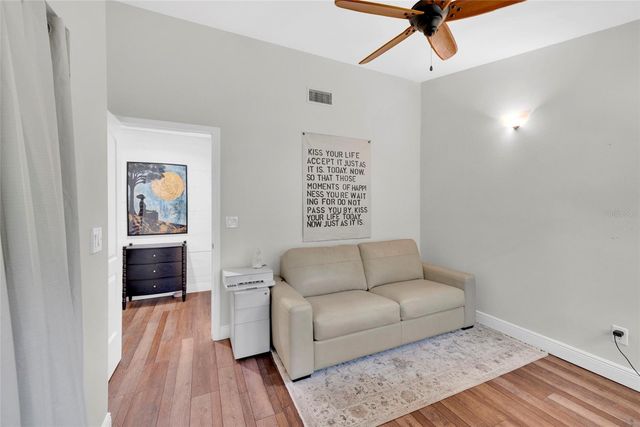 1900 WHISPERING WAY, Tarpon Springs, FL 34689
