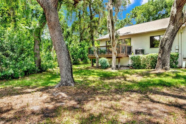 1900 WHISPERING WAY, Tarpon Springs, FL 34689