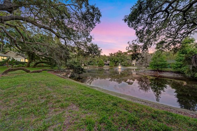 1900 WHISPERING WAY, Tarpon Springs, FL 34689