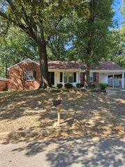 3281 FAIRBANKS ST, Memphis, TN 38128