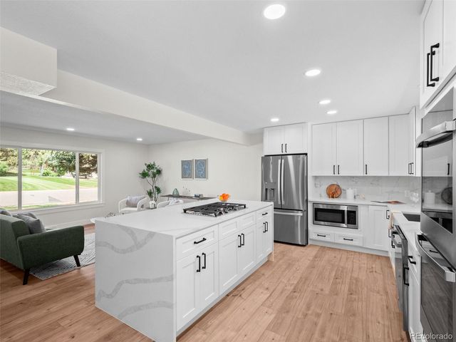 5126 W Freemont, Littleton, CO 80128