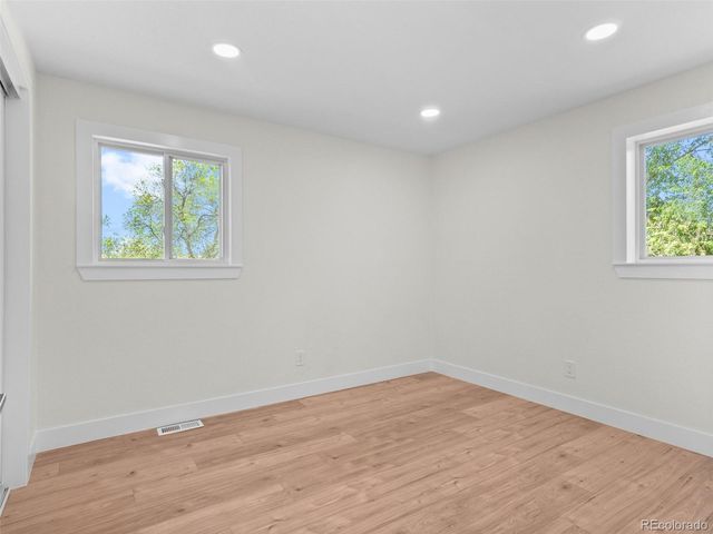 5126 W Freemont, Littleton, CO 80128