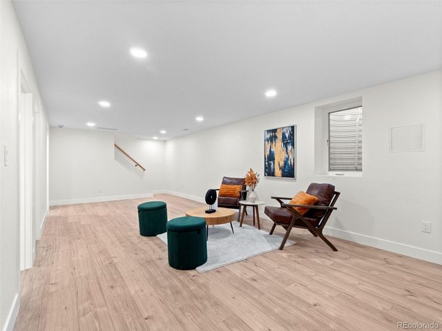 5126 W Freemont, Littleton, CO 80128