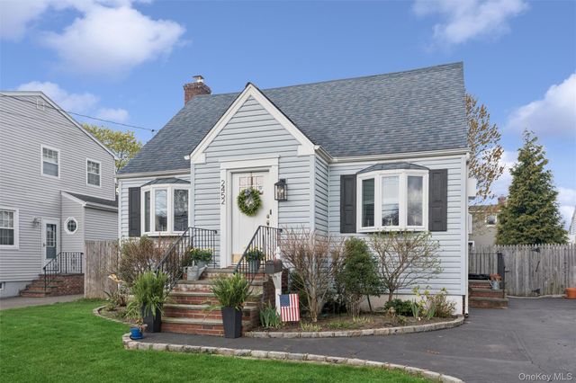 2452 Woodland Avenue, Wantagh, NY 11793