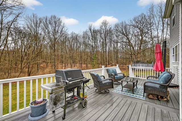 89 James Wilkinson Road, Rock Tavern, NY 12575