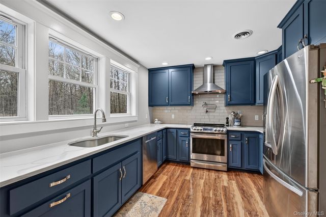 89 James Wilkinson Road, Rock Tavern, NY 12575