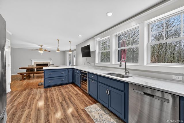 89 James Wilkinson Road, Rock Tavern, NY 12575