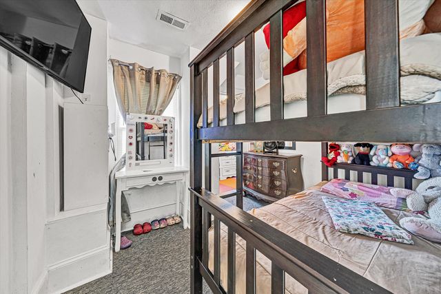 2802 10Th ST, Roanoke, VA 24012