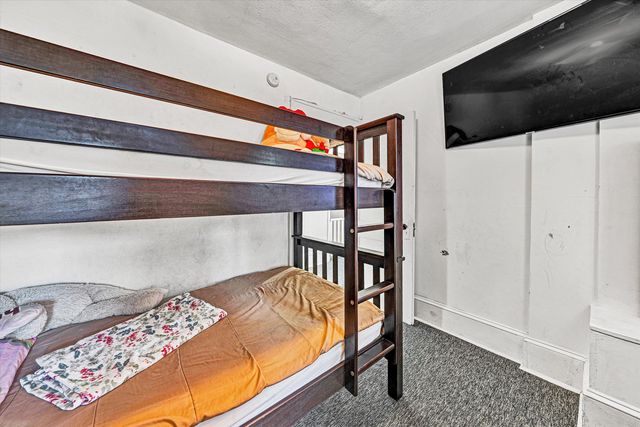 2802 10Th ST, Roanoke, VA 24012