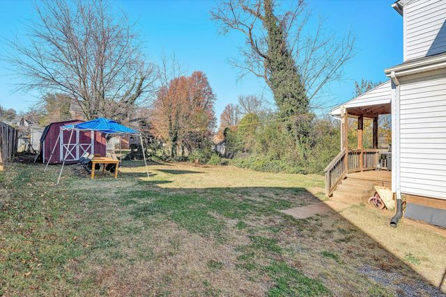 2802 10Th ST, Roanoke, VA 24012