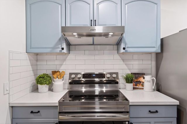 1579 Branham Lane, San Jose, CA 95118