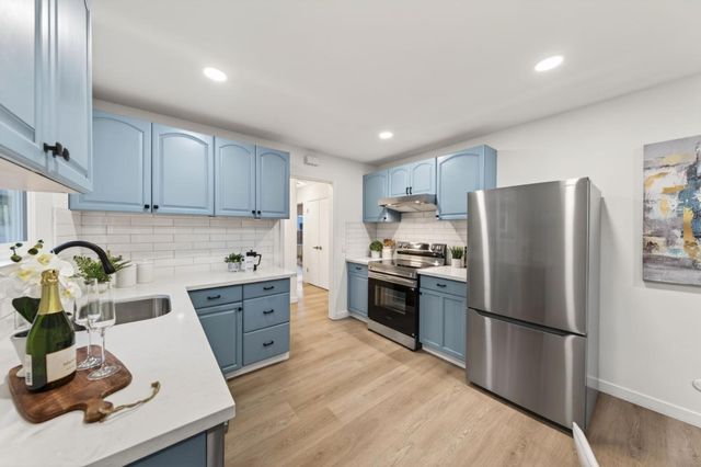 1579 Branham Lane, San Jose, CA 95118