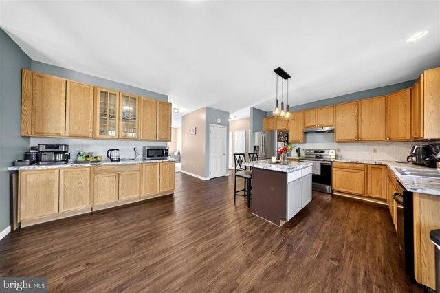 118 MINERS LN, Newark, DE 19713