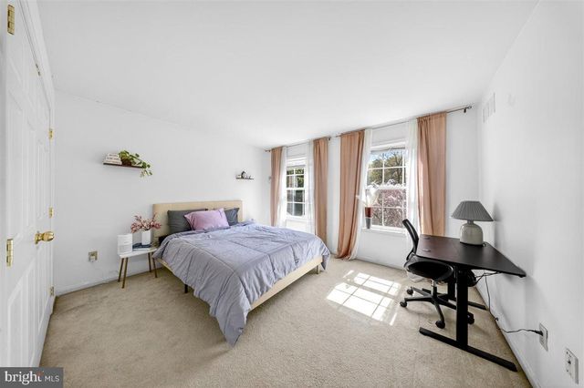 118 MINERS LN, Newark, DE 19713